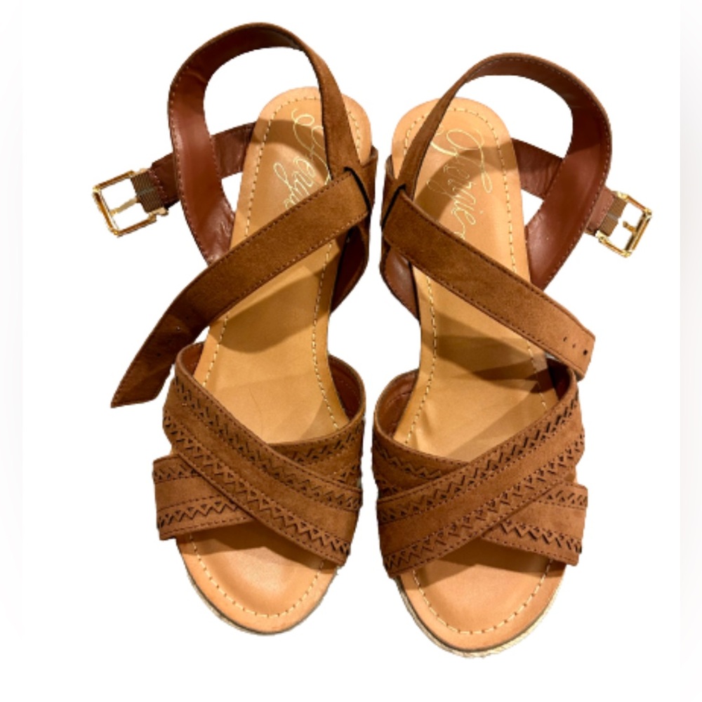 New Womens Size 8 Brown Fergie Espadrille Sandals